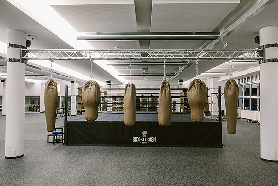 Box-Kitchen - Münchens neuer HotSpot für Sport mit Restaurant und Tagesbar (©Foto. Martin Schmitz)